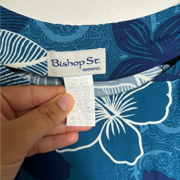 Blue Hawaiian Print Dress - Picture 5 of 5